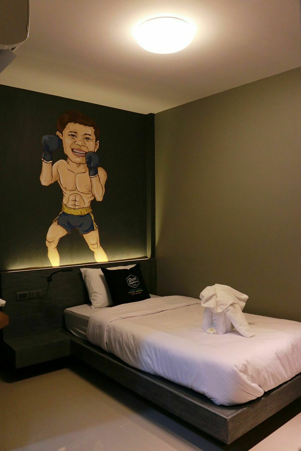 Hotel Dent Station Resident Phuket Esterno foto